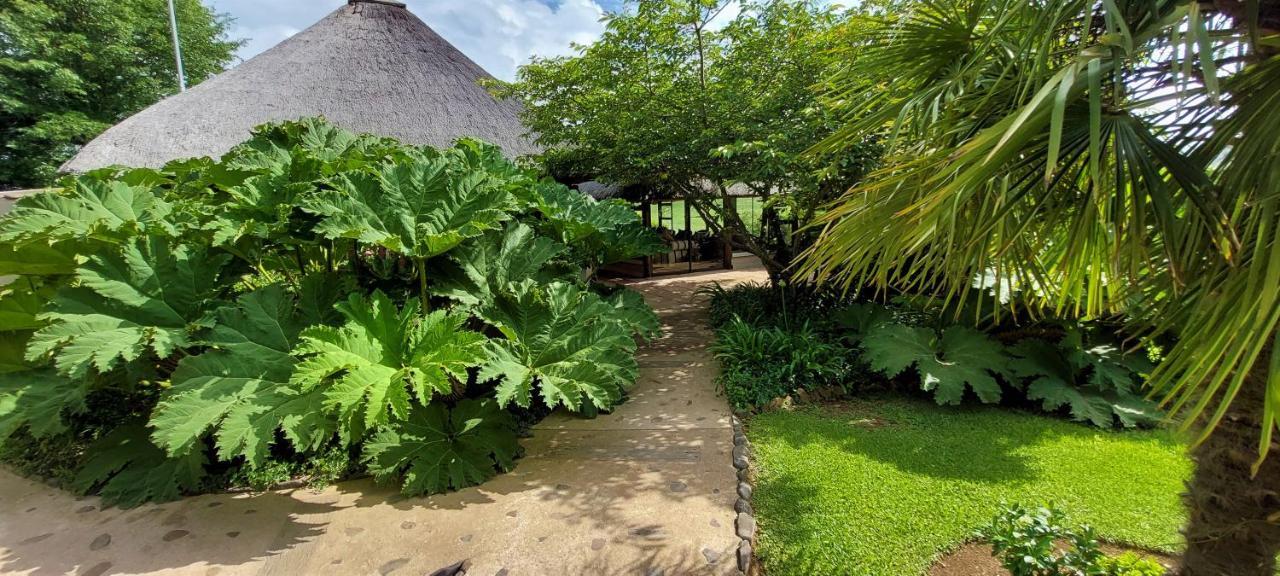 Amazian Mountain River Lodge Underberg Exterior photo